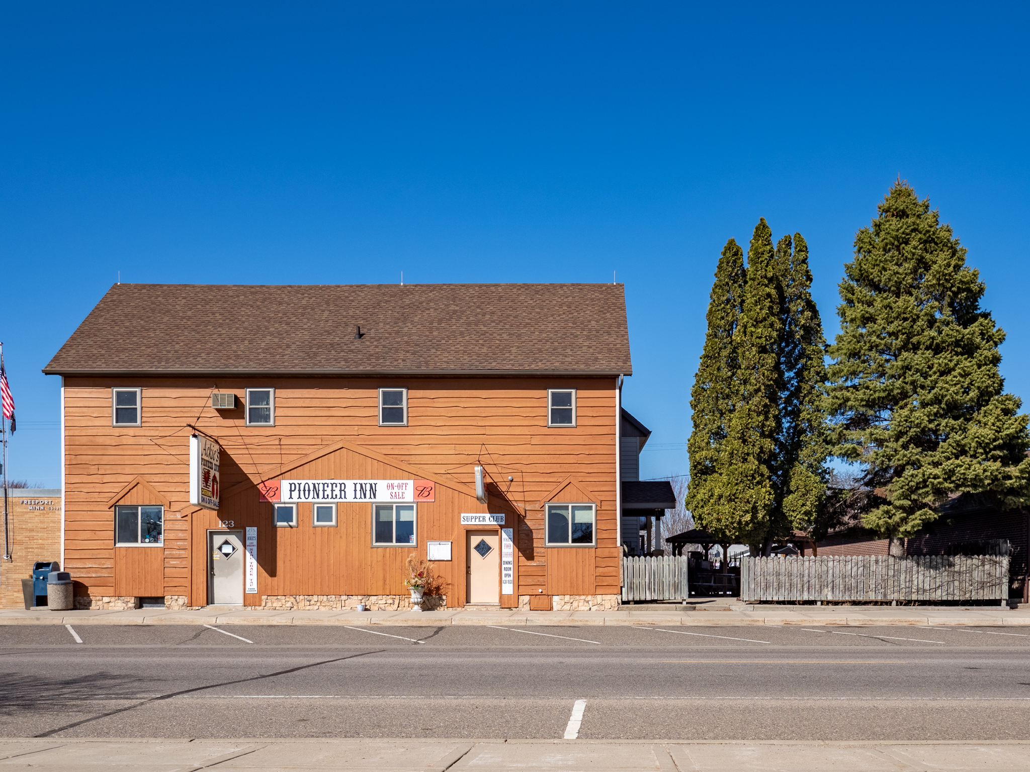 Pioneer Inn Bar and Grill